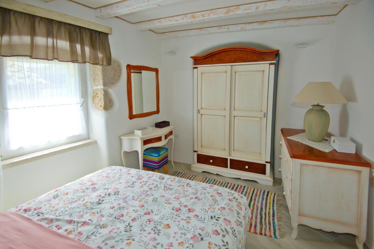 Apartment Sanjin More Antique Baška Eksteriør billede